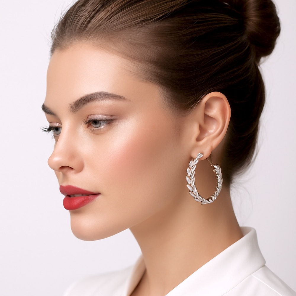 Elegant Crystal Hoop Earrings – Statement Luxury Jewelry ✨